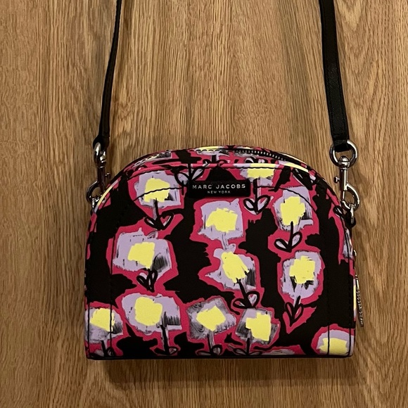 Mark Jacobs Patterned Crossbody Bag - Picture 1 of 3